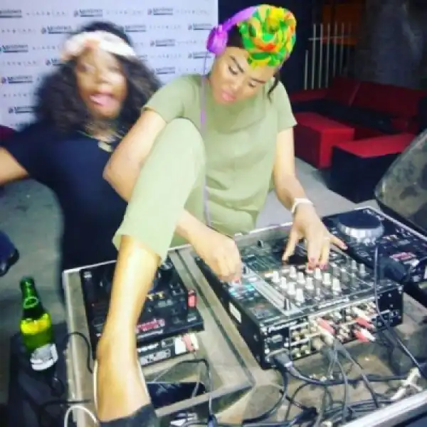 Dj Ladytone - Re Tswela Pele Ft. Mr EXtreme